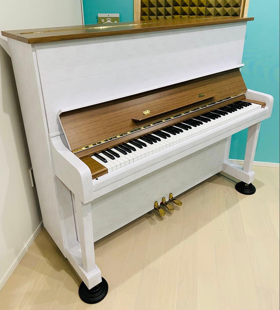 白の木目調ラッピングピアノ⭐︎カワイ中古ピアノ