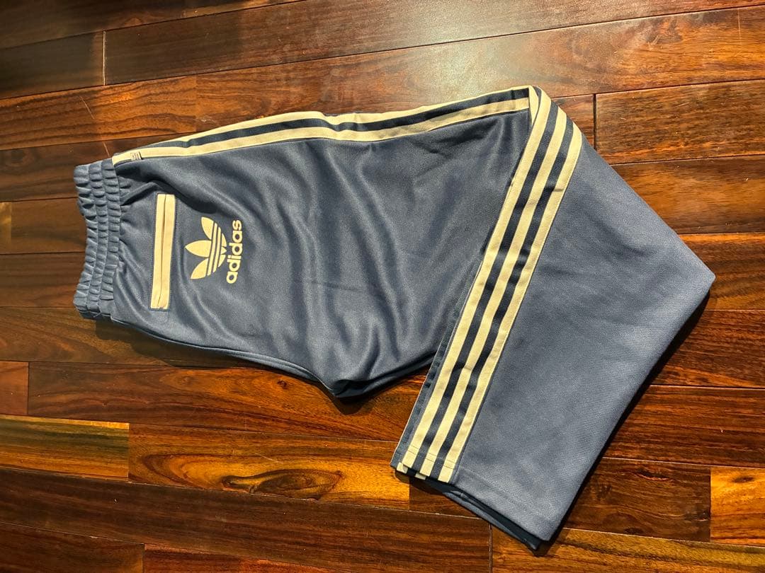 adidas originals ベッケンバウアー　プレミアム　M