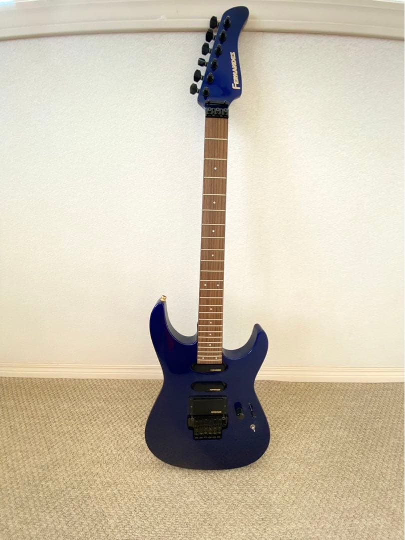 FERNANDES エレキギター 青 24フレット ハードケース付き