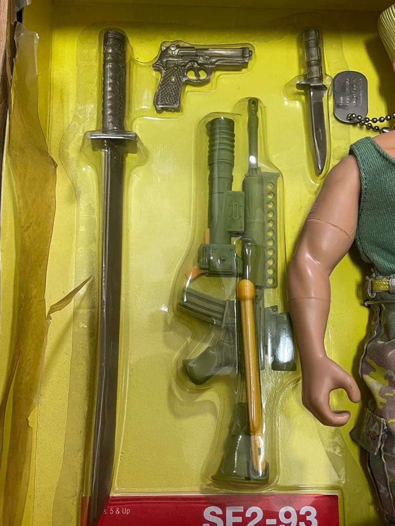 ストリートファイターII ガイル1/6レトロフィギュア