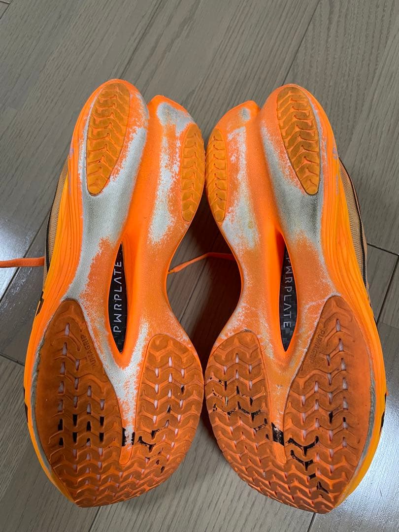 最終価格　プーマ（PUMA）ディヴィエイトニトロエリート3 オレンジ　27センチ