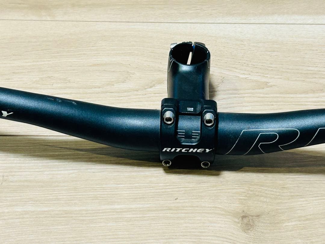 RITCHEY TRAILブラック ハンドル 730mm +CNC PEDAL