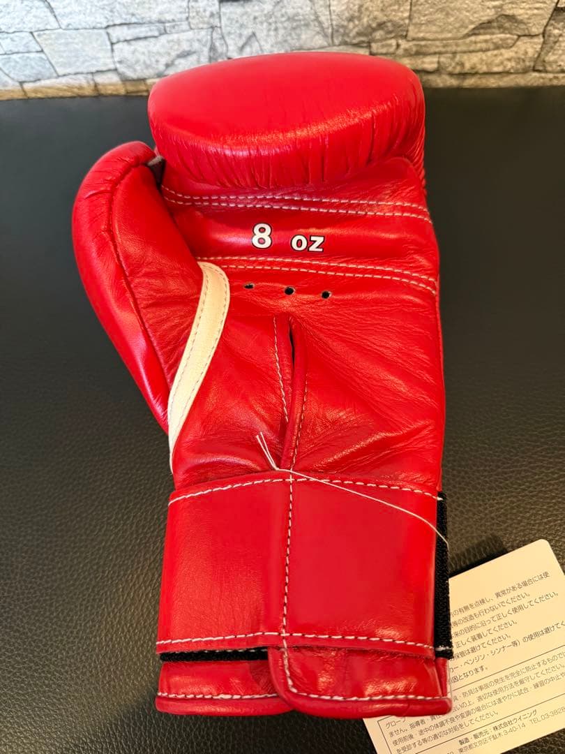 極美品　Winning グローブ　8oz 赤