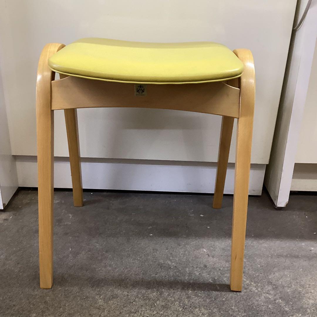 秋田木工　スタッキングスツール　ＵＳＥＤ