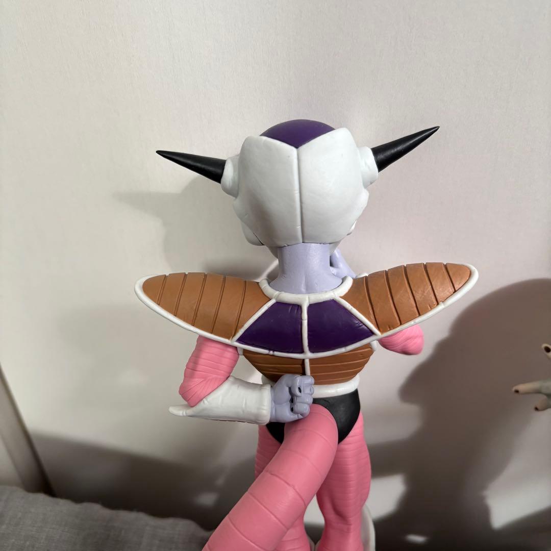 フリーザフィギュア