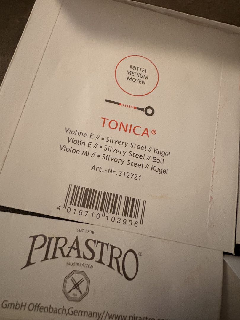 新品PIRASTRO TONICA バイオリン弦set!