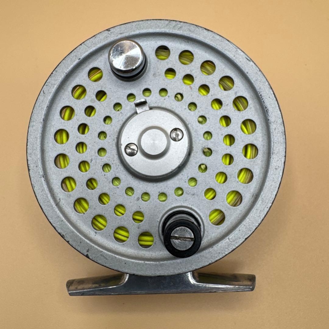 Orvis Battenkill Silver 5/6 フライリール