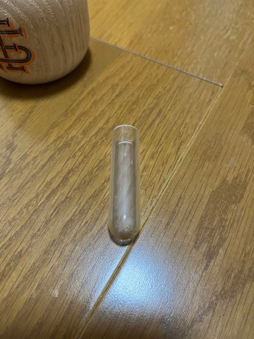 see see フラワーベース　一輪挿し