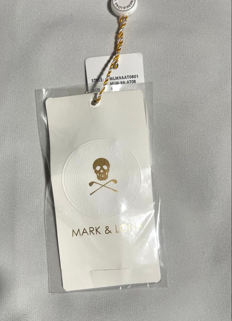 ✴︎新品✴︎ MARK & LONA ライトグレーストレッチパンツ　44(Ｓ)伸縮