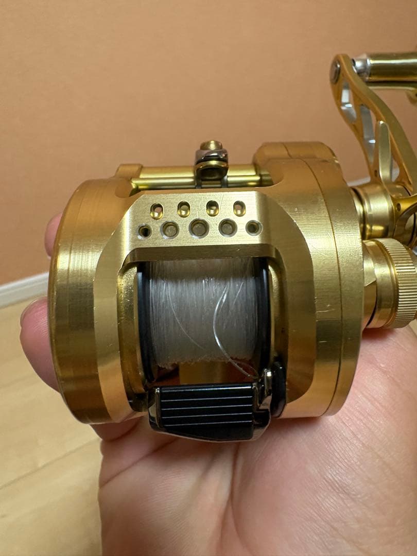 SHIMANO 22カルカッタコンクエスト 200XG