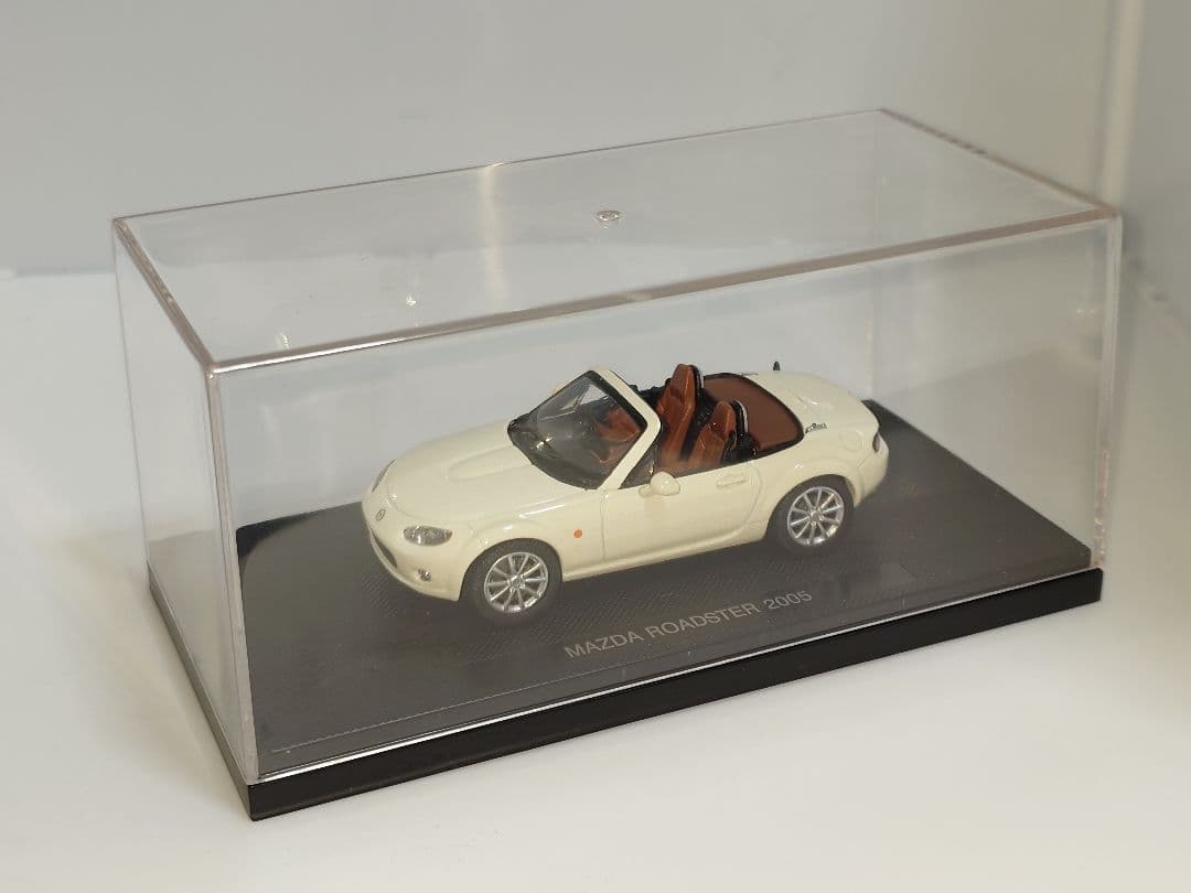 エブロ マツダ NCロードスター 1/43 ミニカー マーブルホワイト