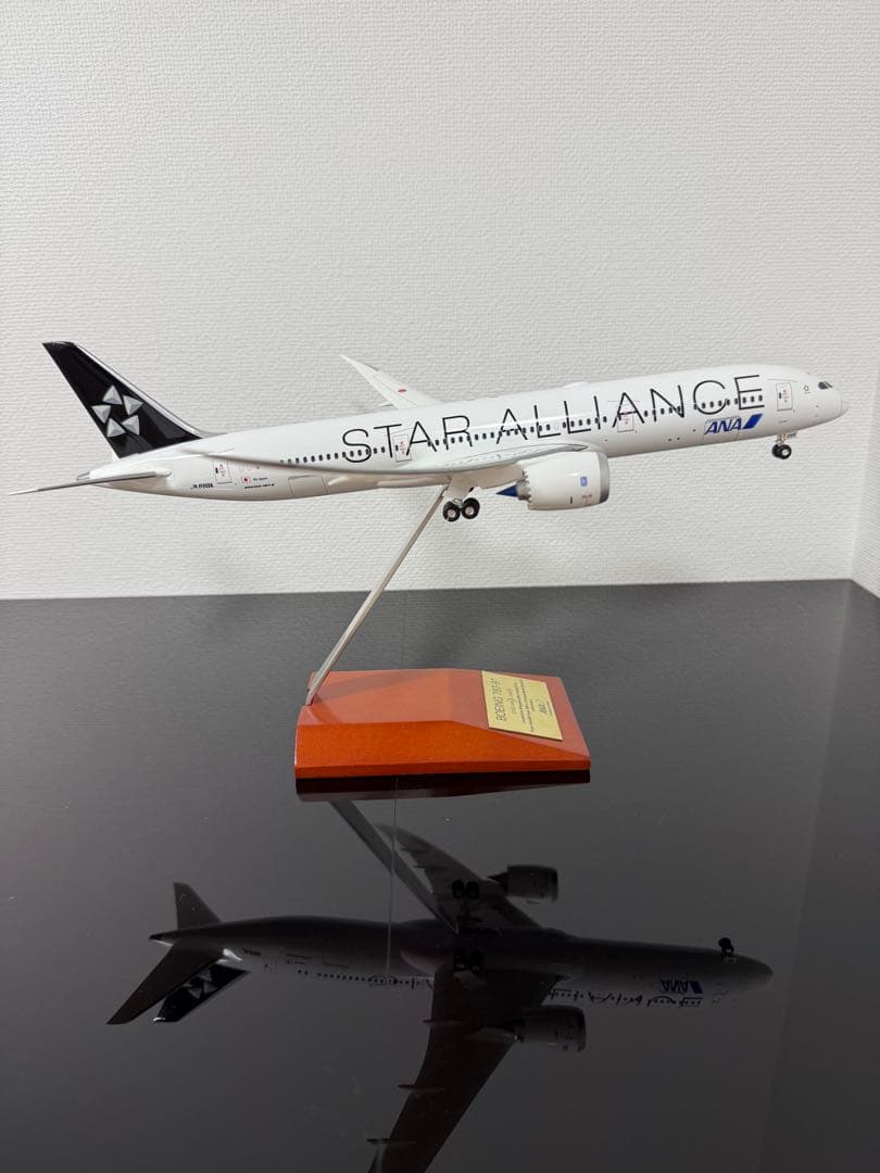 あ*ゆ様 1/200 ANA B787-9 スターアライアンス塗装 JA899A