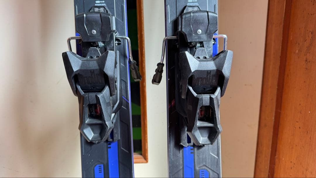 24 LINE BLADE 181cm チロリア attack デモビンディング