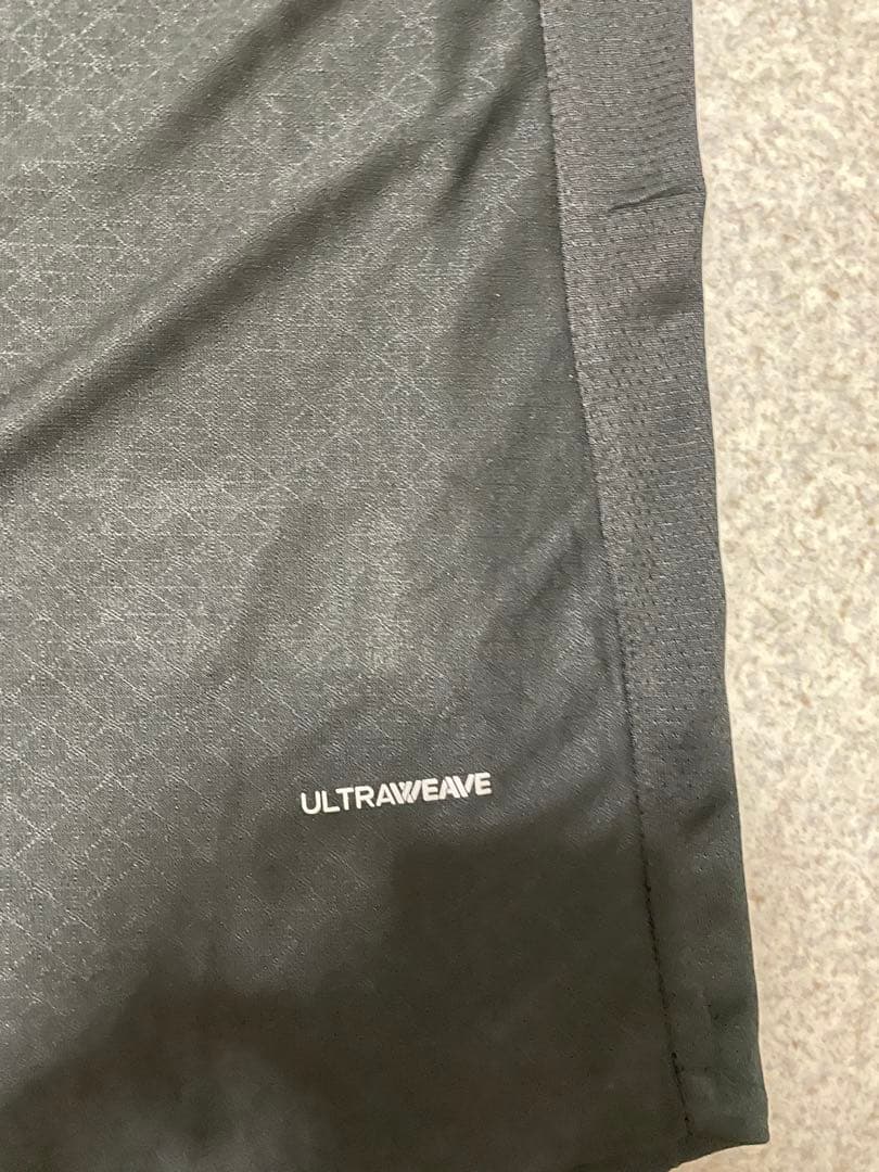 マンチェスター・シティ PUMA ブラックシャツ Lサイズ