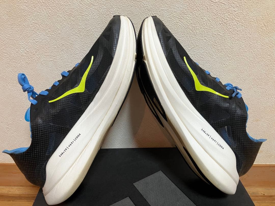 スパイク・シューズ HOKA ROCKET X2 28.0cm