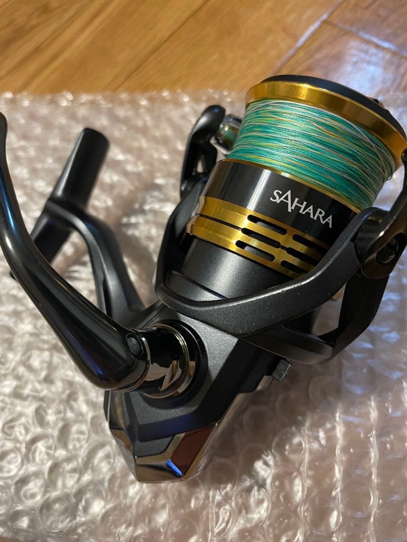 美品　シマノ　22 サハラ　SAHARA C3000