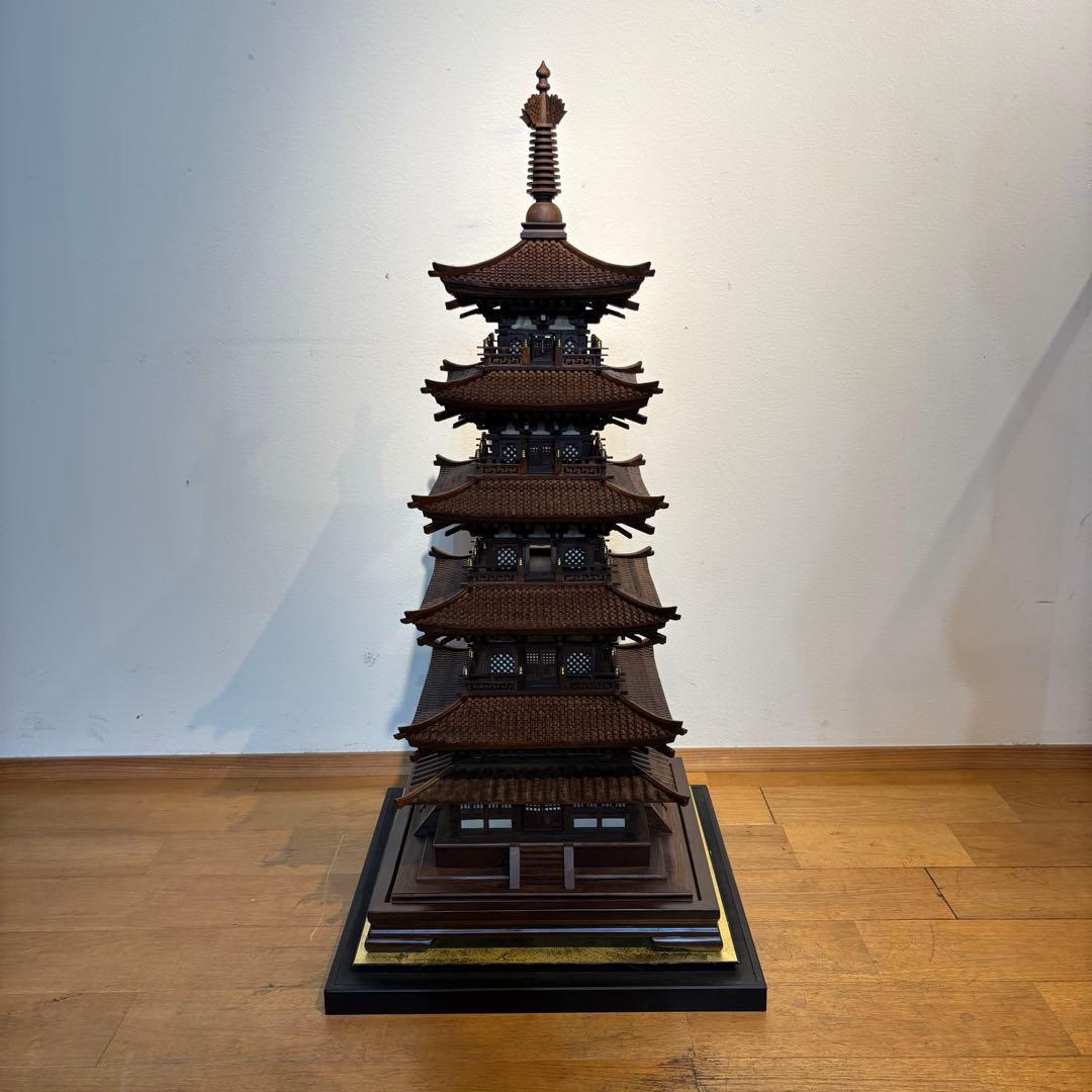 希少 法隆寺 五重塔 昭和レトロ 木製オブジェ 縁起物 インテリア ガラスケース