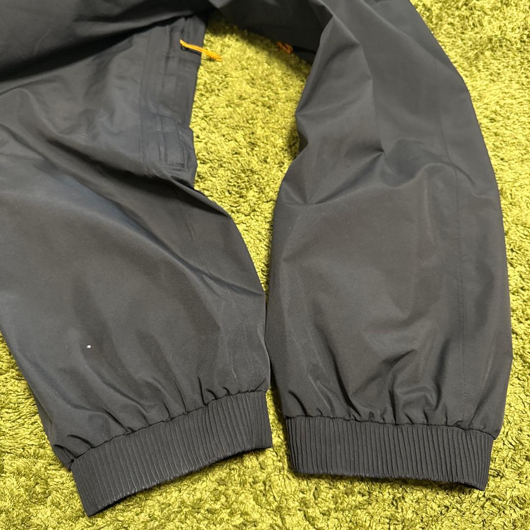 VOLCOM GORE-TEX スノーボードパンツ　Sサイズ（US規格）