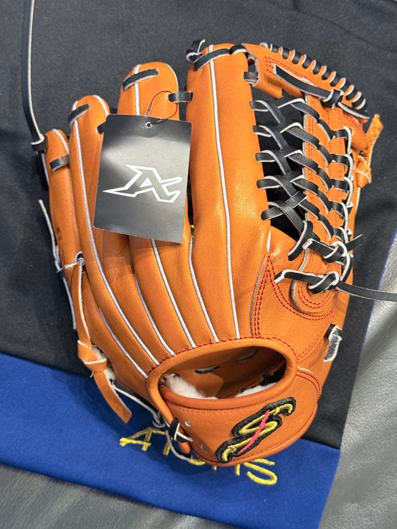アトムズ　硬式グローブ　内野用　未使用