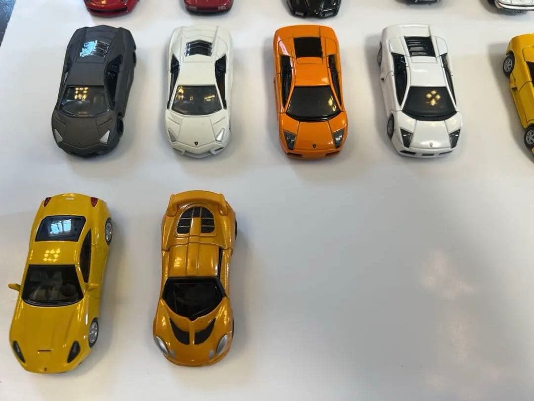 トミカ等、ミニカー 30台　フェラーリ、ランボ、ポルシェ