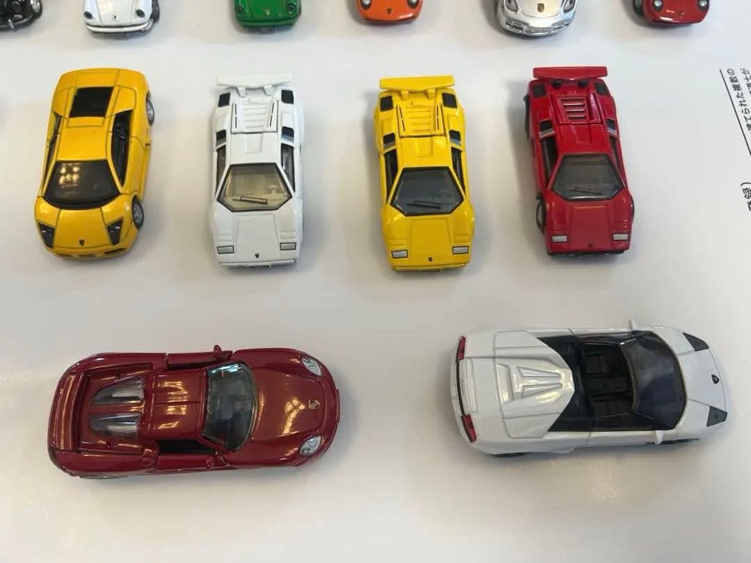 トミカ等、ミニカー 30台　フェラーリ、ランボ、ポルシェ