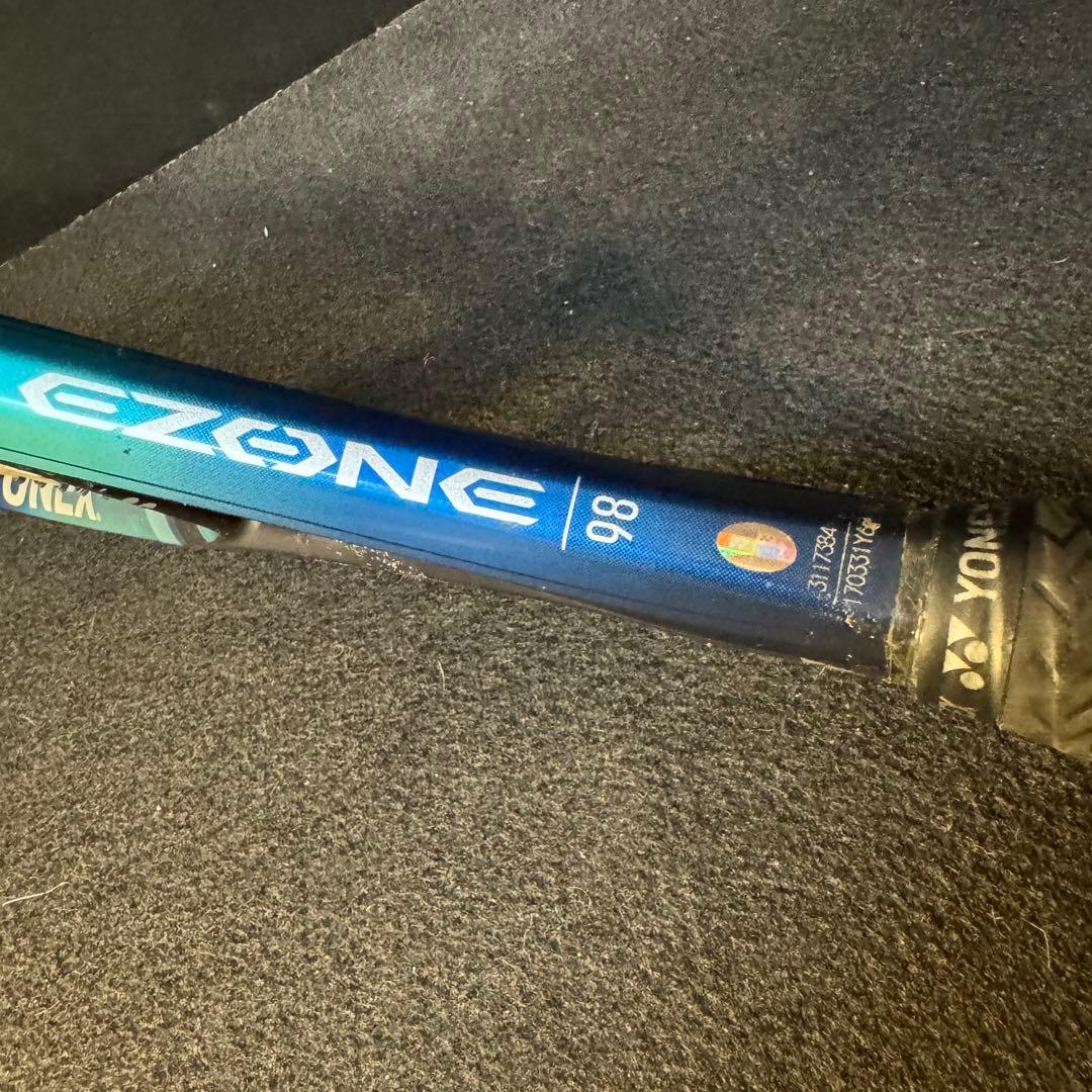 YONEX EZONE98 ISOMETRIC 硬式テニスラケット