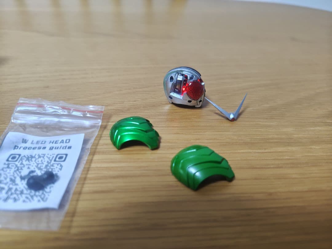 仮面ライダーW　発光改造　ヘッドパーツ　頭部　真骨彫