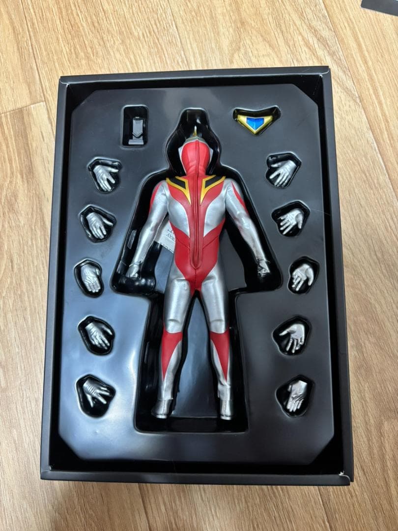 alphamax ウルトラマンガイア V2