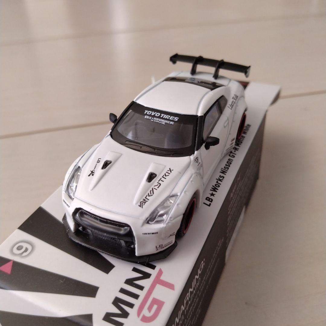 mini gt LB★Works Nissan GT-R LBWK
