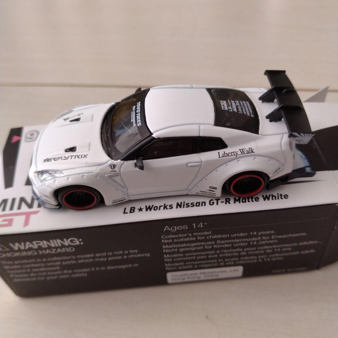 mini gt LB★Works Nissan GT-R LBWK