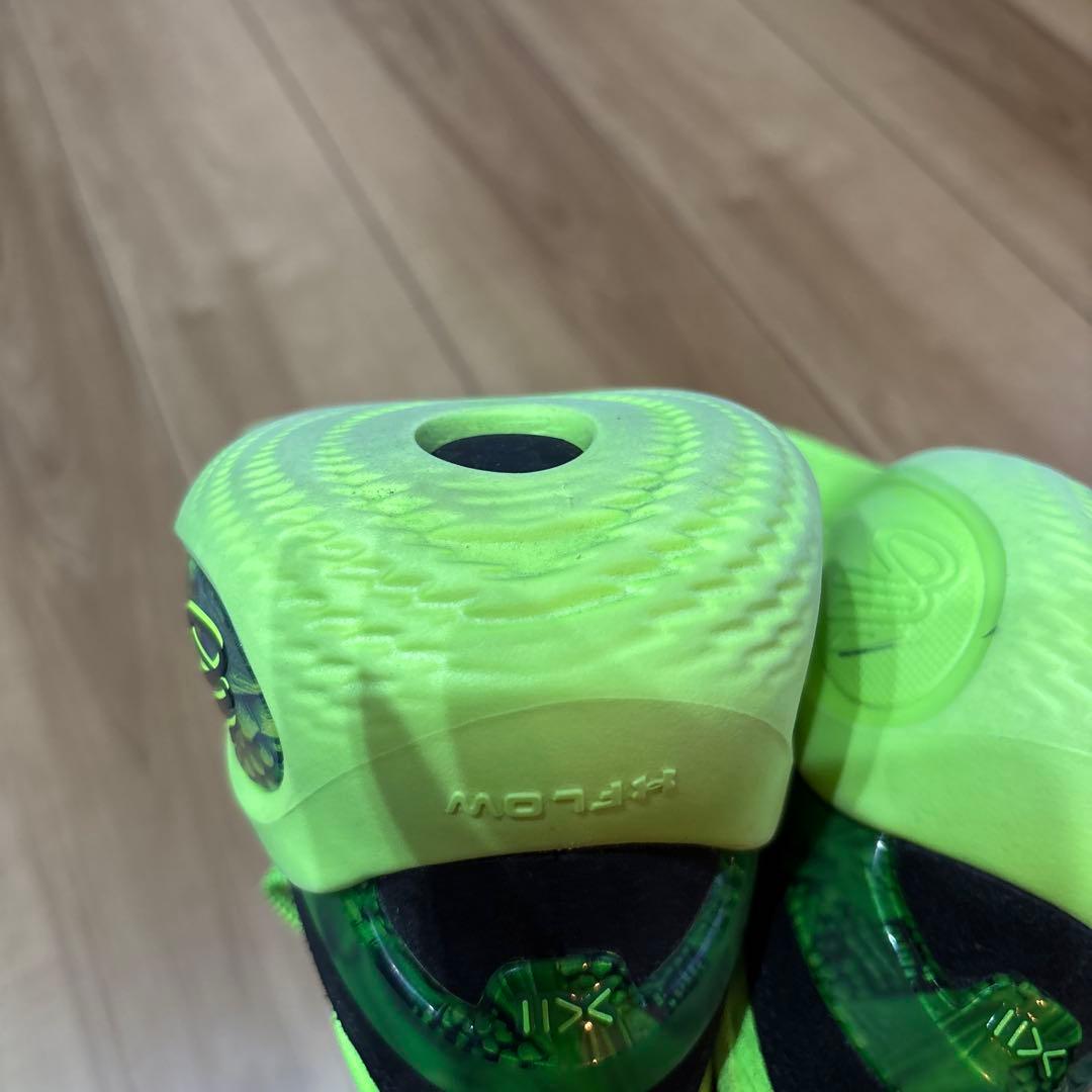 シューズ(男性用) Under Armour Curry Flow 12 28.5cm