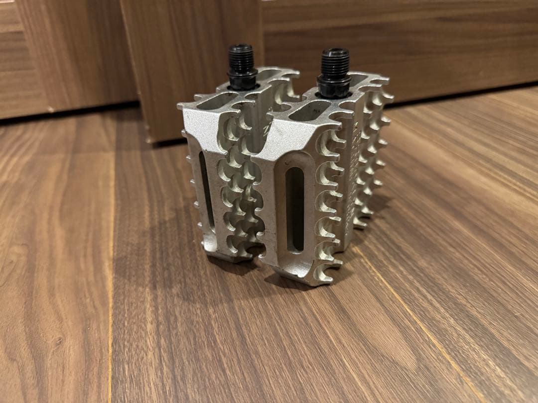 brooklyn machine works ペダル　ブルックリンマシンワークス