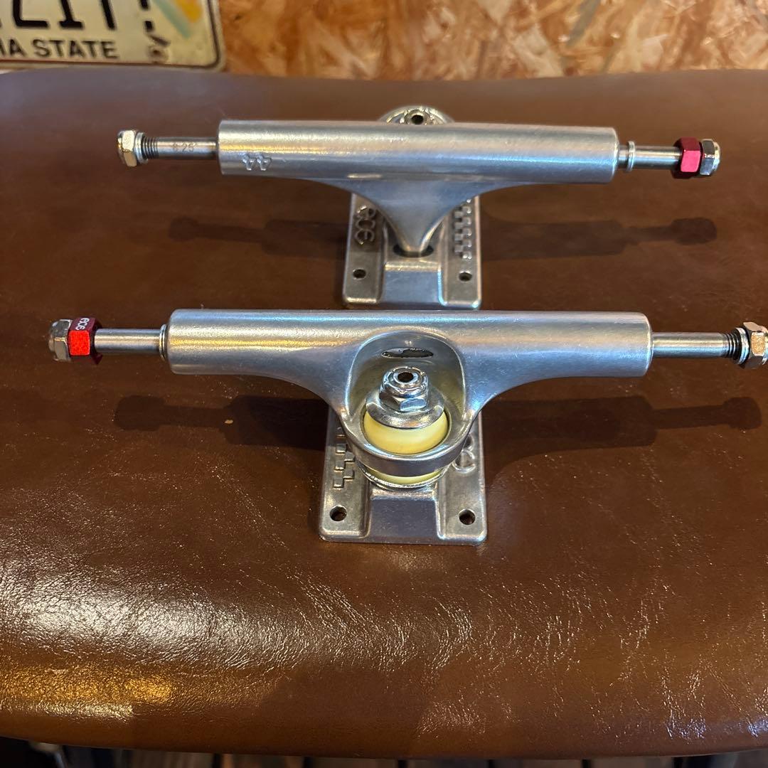 ACE TRUCKS AF1 LOW 44 トラック
