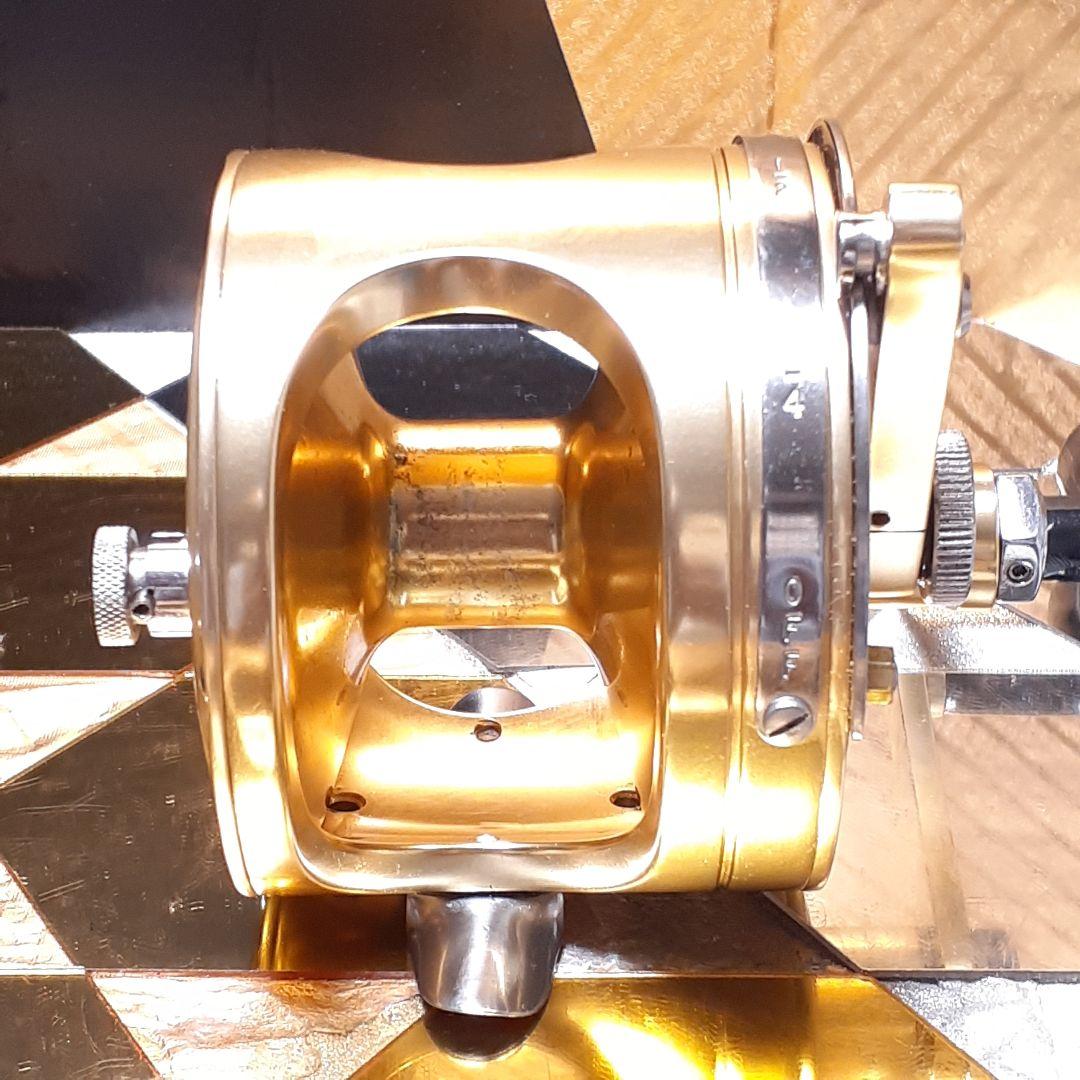 FINNOR 12-20 LIGHT トローリング ベイトリール ジギング 美品