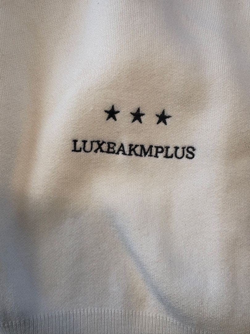 ホワイトセーター LUXEAKMPLUS サイズXL