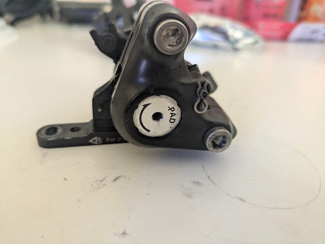 Shimano BR-RS305 メカニカルディスクブレーキキャリパー【値下中】