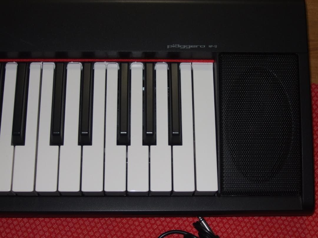 YAMAHA NP-12B 電子ピアノ ピアジェーロ ペダル付き【送料込】