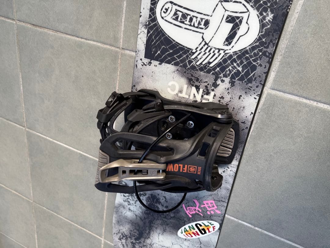 【激安セット‼️】TNTL156 Burton Moto FLOW Nexus