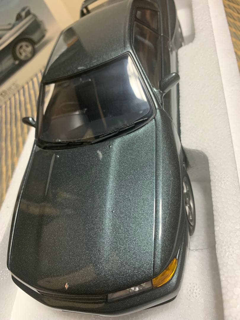 絶版品　AUTO art Nissan Skyline GT-R (R32)