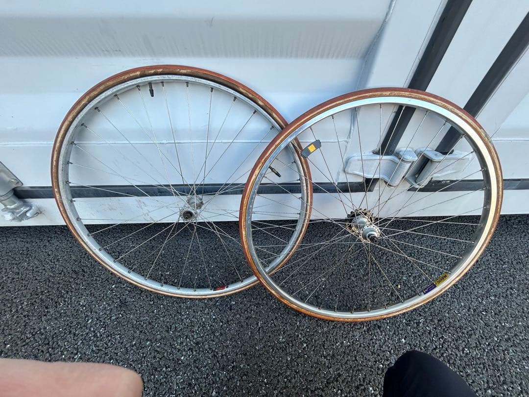 MAVIC SHIMANO600シルバー 完組ホイール