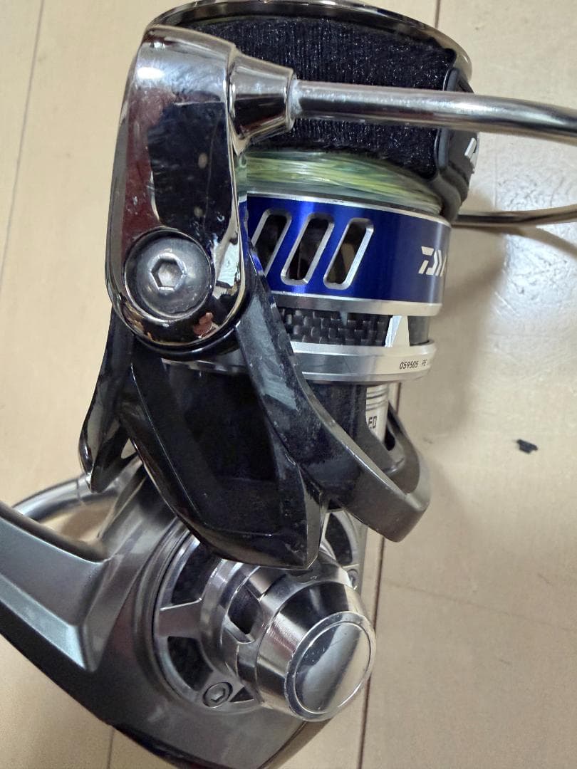 DAIWA １０ソルティガ　４５００　スピニングリール ケース付き