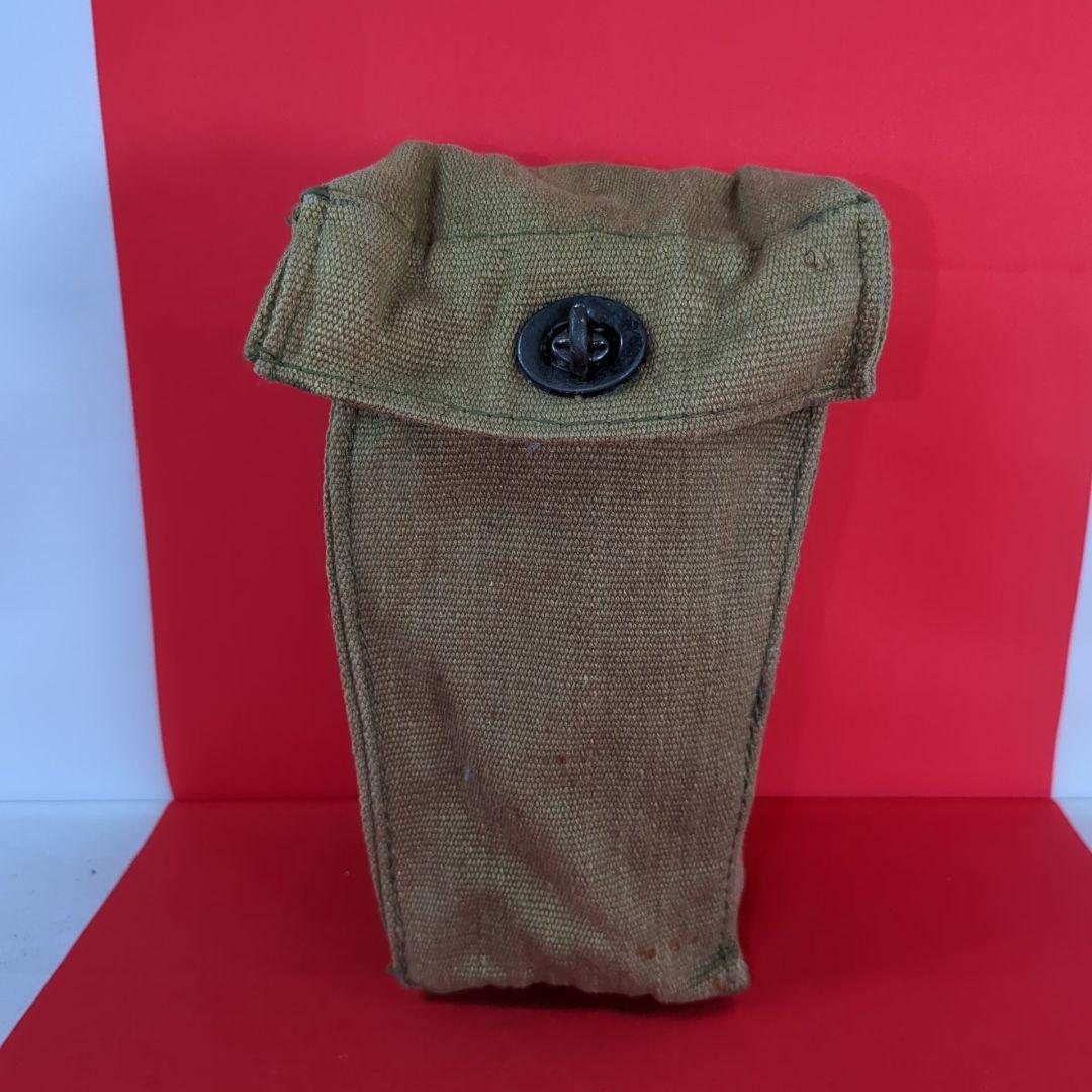 イギリス軍P58専用ポーチとキャンティーンセット（ガスマスク対応キャップ付き）
