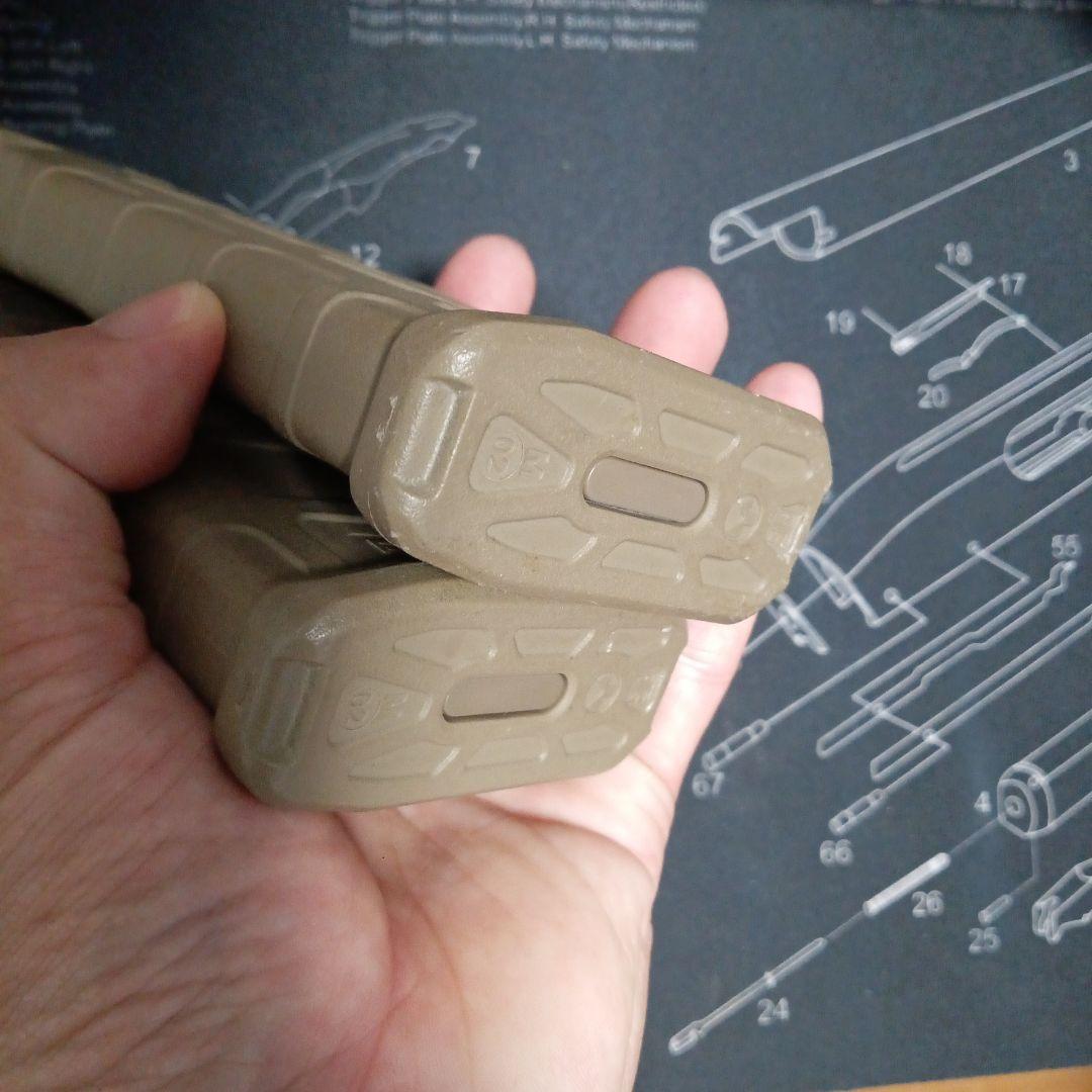 東京マルイ　次世代電動ガン用　pmag magpul pts タンカラー