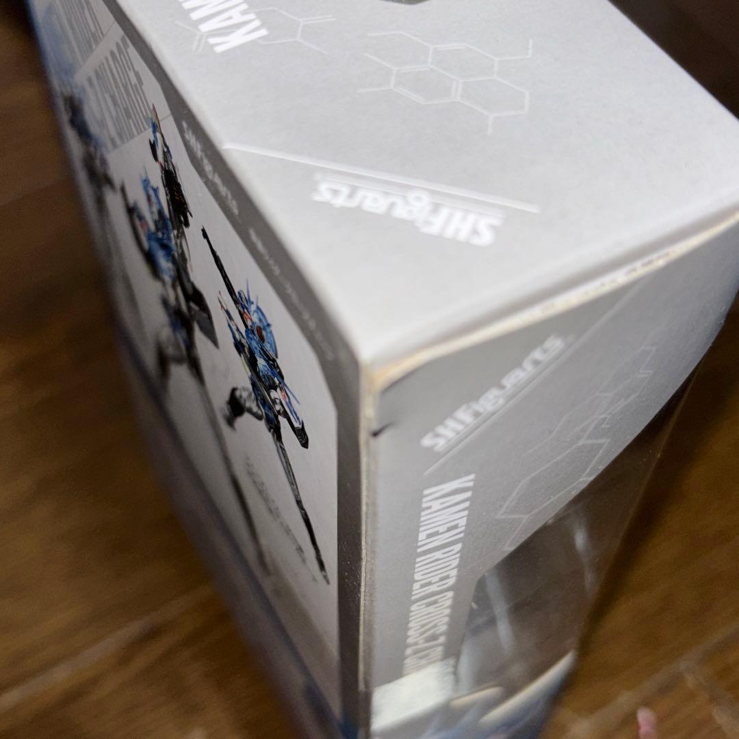 未開封　S.H.フィギュアーツ 仮面ライダービルド クローズチャージ