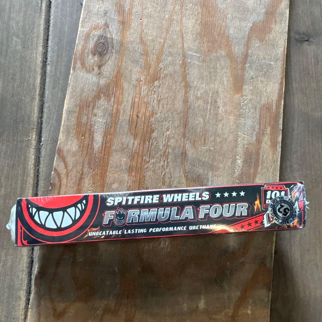 Spitfire フォーマル4コニカル52mm101a 定価¥9,680