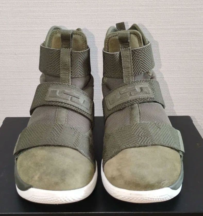 Nike LeBron ソルジャー 10 SFG カーキ バッシュ　29cm