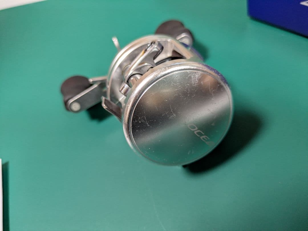 リール SHIMANO OCEA CALCUTTA 200HG
