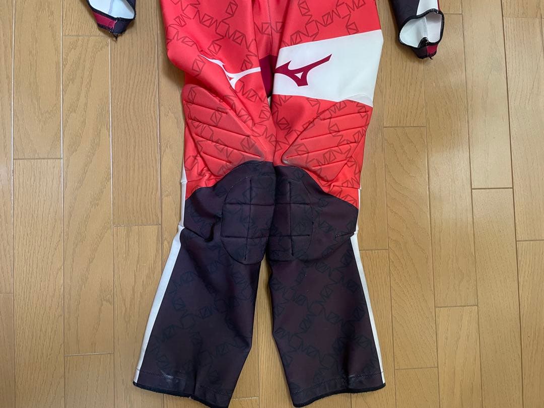 ミズノ　スキーワンピース　Mサイズ