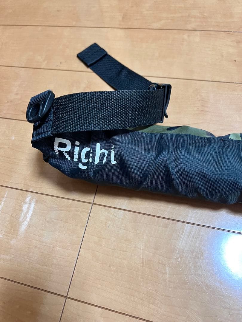ジャッカル　ライフジャケット　自動膨張