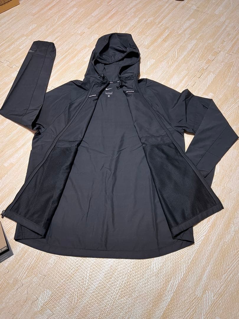 【新品 】Nike ウィンドブレーカー ブラック Mサイス